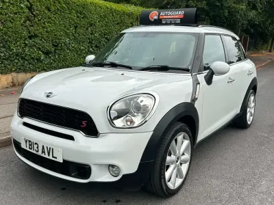 Used Mini Cooper S 2013 White Hatchback