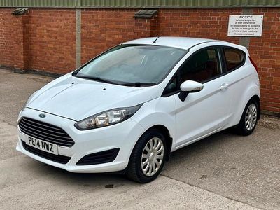 Used Ford Fiesta Style 82 HP (60 kW) 2014 White Hatchback