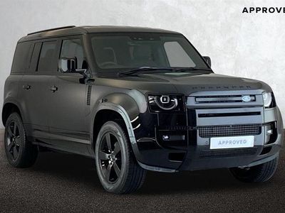 Used Land Rover Defender SE Dynamic 249 HP (183 kW) 2025 Santorini black Estate