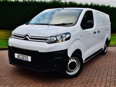 Używany Citroën Dispatch 142 KM (104 kW) 2022 Biały Minivan