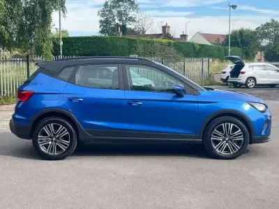 Used Seat Arona SE Technology 94 HP (69 kW) 2023 Blue SUV