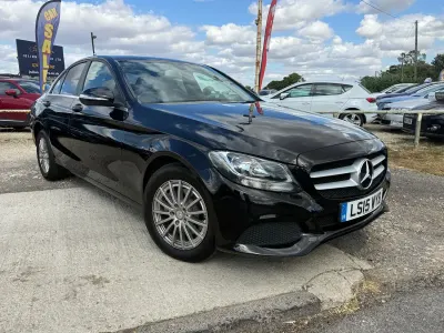 Used Mercedes C220 SE 170 HP (125 kW) 2015 Black Sedan