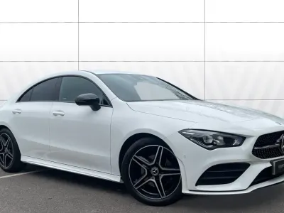 Usado Mercedes CLA180 Executive 136 HP (100 kW) 2022 Branco Sedan