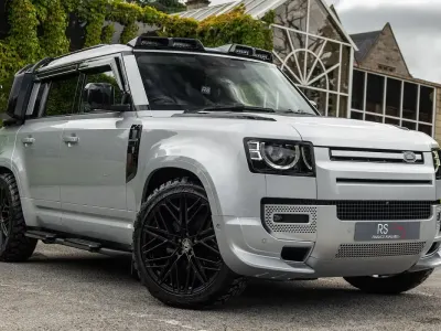 Used Land Rover Defender S 250 HP (183 kW) 2024 Silver SUV