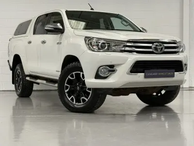 Käytetty Toyota HiLux 150 HP (110 kW) 2017 Valkoinen Nouto