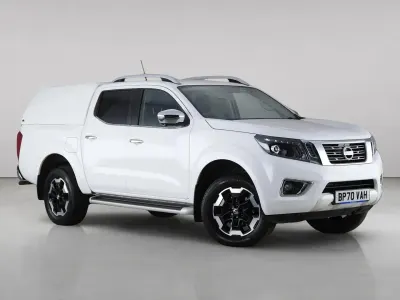Used Nissan Navara Tekna 190 HP (139 kW) 2021 White Pickup
