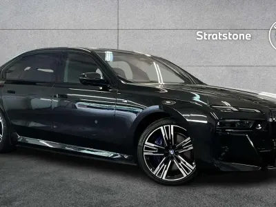 Usado BMW i7 M Sport 394 kW (537 CV) 2024 Negro Berlina