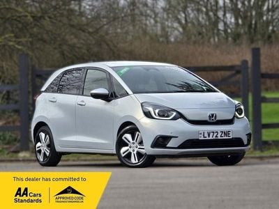 Second-hand Honda Jazz Hybrid 109 CP (80 kW) 2022 Alb Hatchback