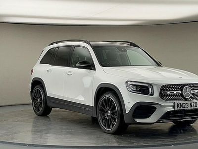 Mercedes GLB220