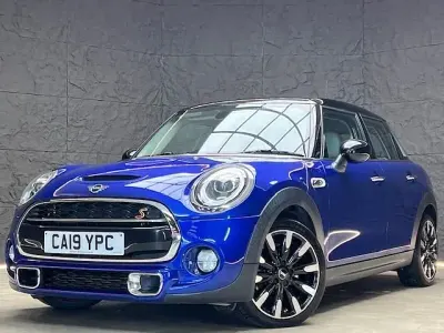 Used Mini Cooper S Exclusive 192 HP (141 kW) 2019 Blue Hatchback