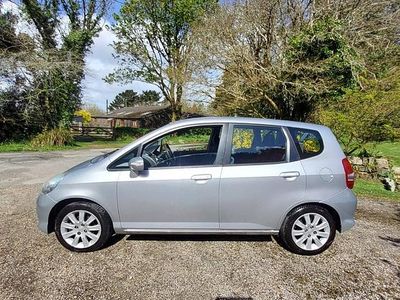 Used Honda Jazz Sport 83 HP (61 kW) 2005 Silver Hatchback