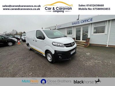 Used Vauxhall Vivaro S 100 HP (73 kW) 2022 White MPV
