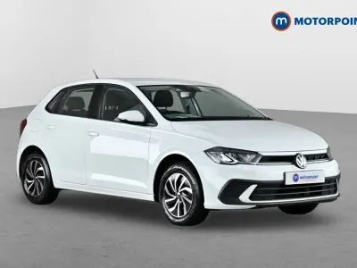 Begagnad VW Polo Life 2024 Vit Halvkombi