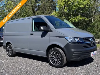 Begagnad VW Transporter Startline 110 HK (80 kW) 2023 Grå Van