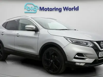 Begagnad Nissan Qashqai S 140 HK (102 kW) 2019 Silver SUV