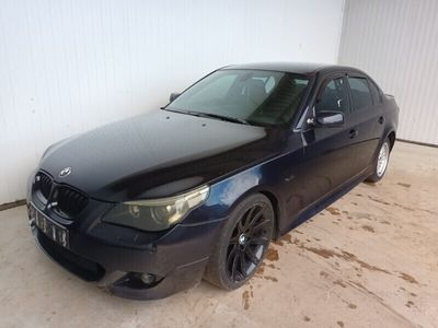 BMW 525