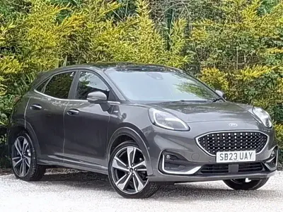 Käytetty Ford Puma ST-Line 155 HP (114 kW) 2023 Harmaa Katumaasturi