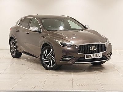 Infiniti Q30
