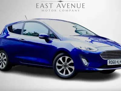 Used Ford Fiesta Zetec 101 HP (74 kW) 2018 Blue Hatchback