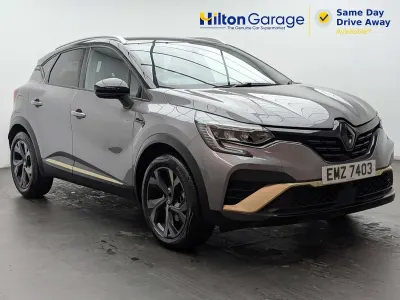 Used Renault Captur Engineered 143 HP (105 kW) 2024 Grey and black SUV