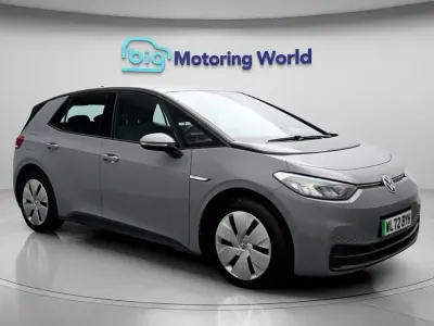 Begagnad VW ID.3 Pro Performance 150 kW (204 HK) 2023 Halvkombi