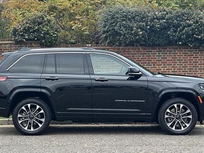 Black Used 2025 Jeep Grand Cherokee Overland SUV | £57,499 (Good price)