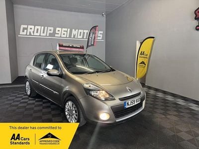 Used Renault Clio II Dynamique 86 HP (63 kW) 2009 Beige Hatchback