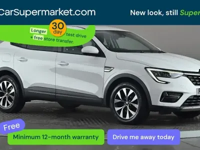 Używany Renault Arkana Iconic 140 KM (102 kW) 2022 Biały SUV