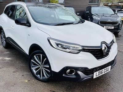Used Renault Kadjar Signature 130 HP (95 kW) 2016 White SUV