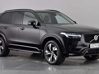 Begagnad Volvo XC90 Plus 2024 Svart SUV