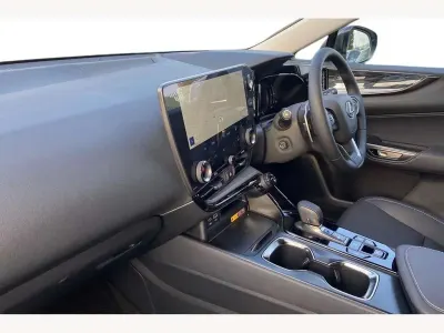 Usado Lexus NX350h 245 CV (180 kW) 2025 Gris SUV
