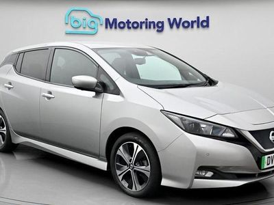 Usado Nissan Leaf N-Connecta 110 kW (150 HP) 2021 Prateado Citadino