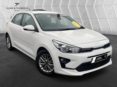 Used Kia Rio 2023 White Hatchback