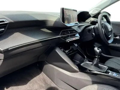Used Peugeot 208 Allure 99 HP (72 kW) 2024 Grey Hatchback