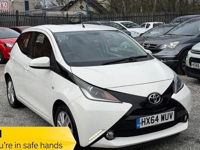 Used Toyota Aygo x-press 2014 White Hatchback