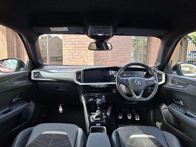 Second-hand Vauxhall Mokka Ultimate 134 CP (98 kW) 2023 Roșu SUV