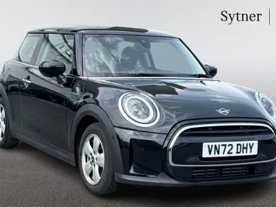 Used Mini Cooper Classic 134 HP (98 kW) 2023 Black Hatchback