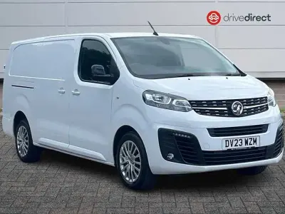 Used Vauxhall Vivaro S 100 HP (73 kW) 2023 White MPV