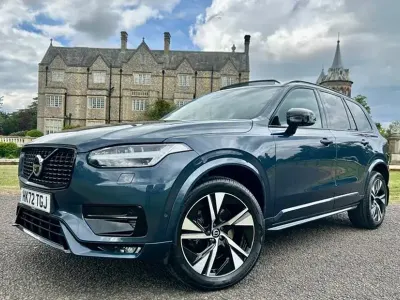 Used Volvo XC90 Plus 235 HP (172 kW) 2022 SUV