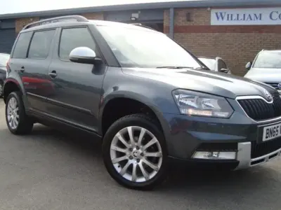 Używany Skoda Yeti SE 110 KM (80 kW) 2015 Szary SUV