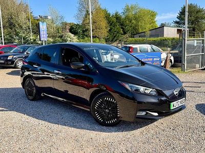 Begagnad Nissan Leaf N-Connecta 110 kW (150 HK) 2022 Svart Halvkombi