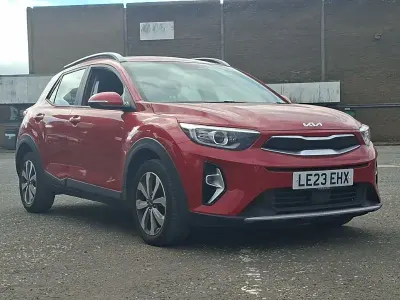 Used Kia Stonic 99 HP (72 kW) 2023 Red SUV