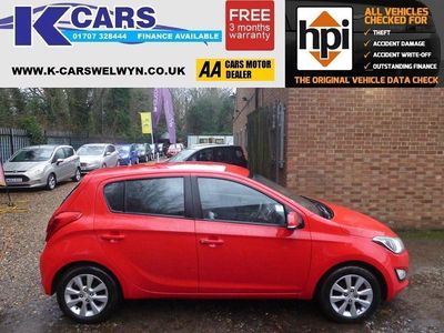 Used Hyundai i20 Active 85 HP (62 kW) 2013 Red Hatchback