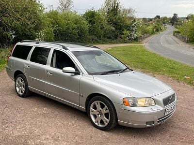 Second-hand Volvo V70 SE 185 CP (136 kW) 2005 Argintiu Break
