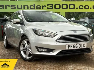 Used Ford Focus Titanium 125 HP (91 kW) 2016 Silver Hatchback