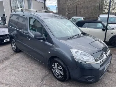Używany Citroën Berlingo 90 KM (66 kW) 2015 Szary Minivan