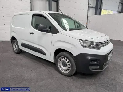 Used Citroën Berlingo 100 HP (73 kW) 2023 White MPV