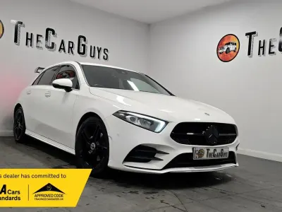 Begagnad Mercedes A180 AMG Line Premium 116 HK (85 kW) 2019 Vit Halvkombi