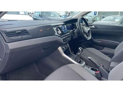 Used VW Polo Life 95 HP (69 kW) 2023 Blue Hatchback