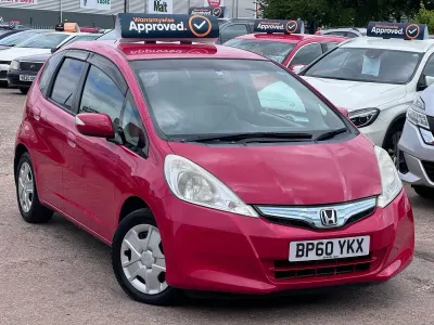 Used Honda Jazz 102 HP (75 kW) 2010 Red Hatchback